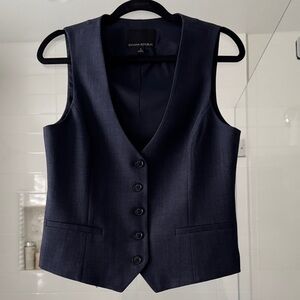 Banana Republic Navy Shift Top